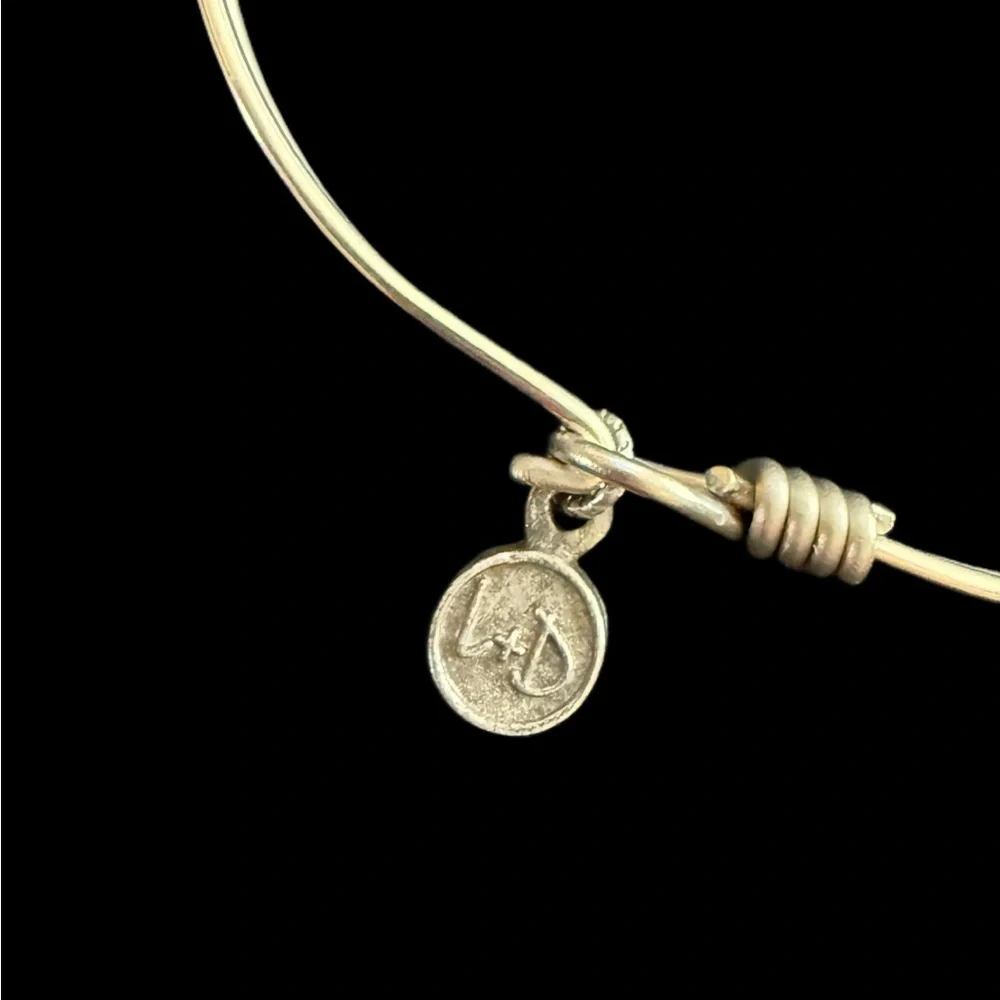 Luca‎ + Danni XO Heart Bracelet
